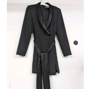 Alice And Olivia Mona Tuxedo Mini Dress Size 4 Black